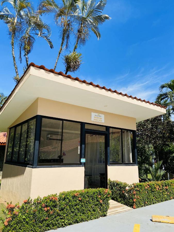 Bungalows Malu Cahuita Exterior photo