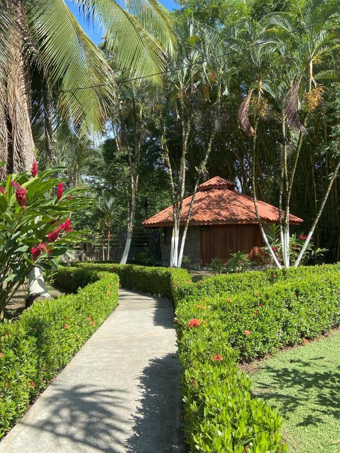 Bungalows Malu Cahuita Exterior photo
