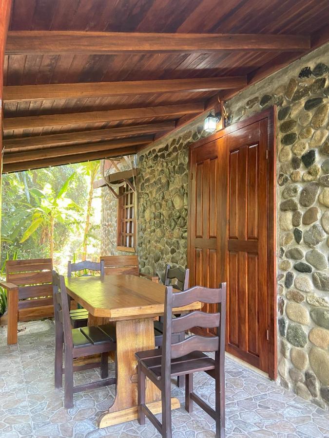 Bungalows Malu Cahuita Exterior photo