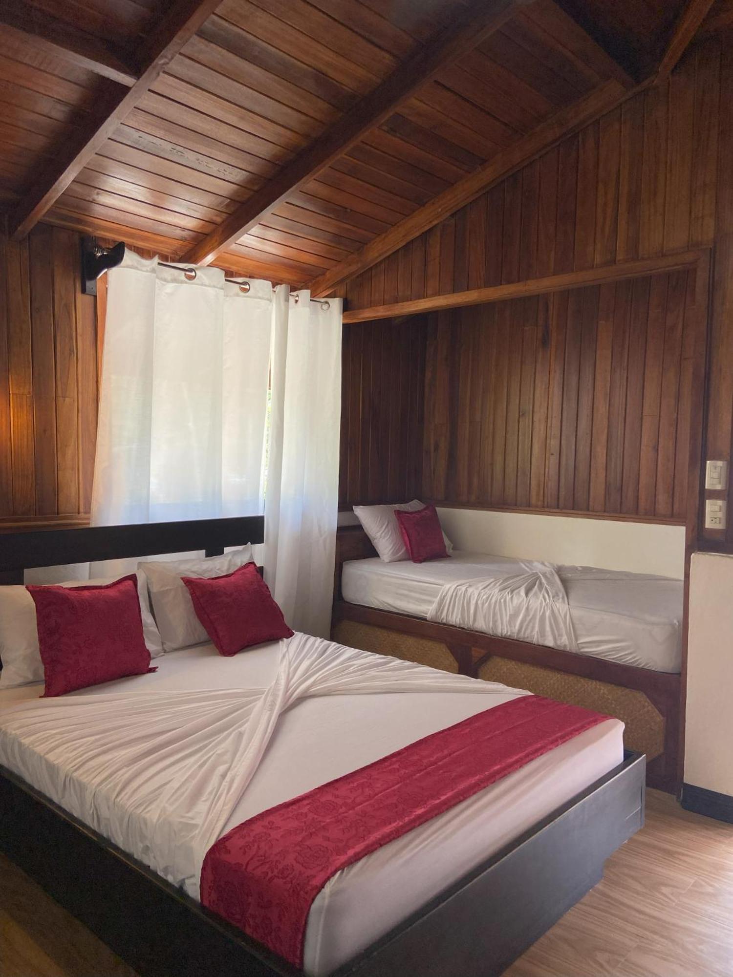 Bungalows Malu Cahuita Exterior photo