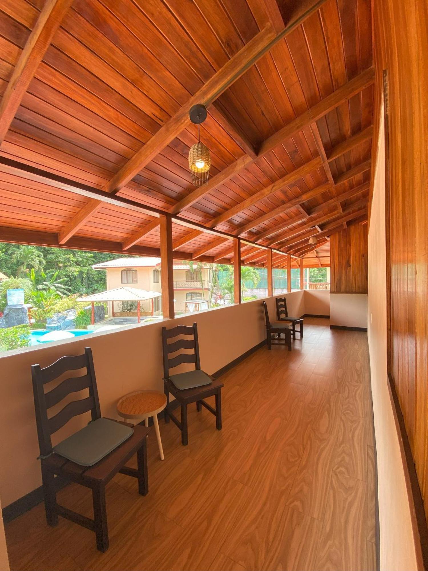 Bungalows Malu Cahuita Exterior photo